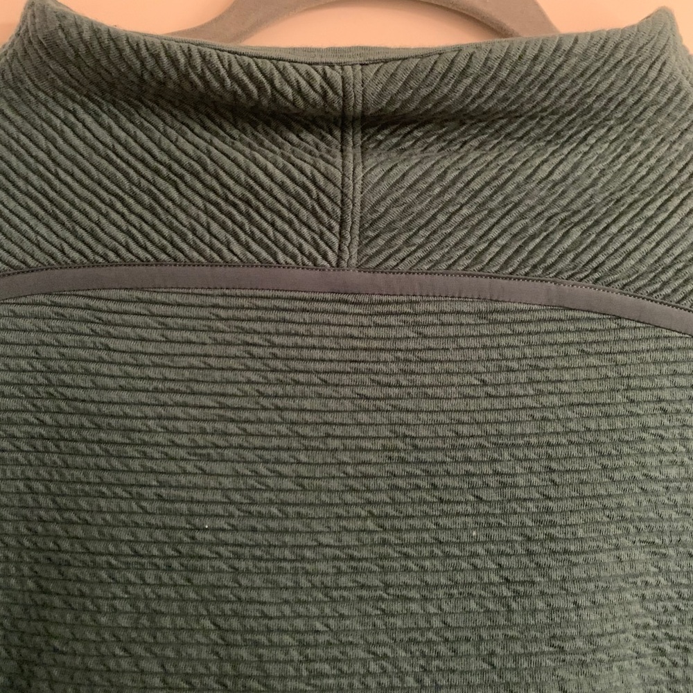 Lululemon mock neck ribbed pullover - Picture 5 of 5